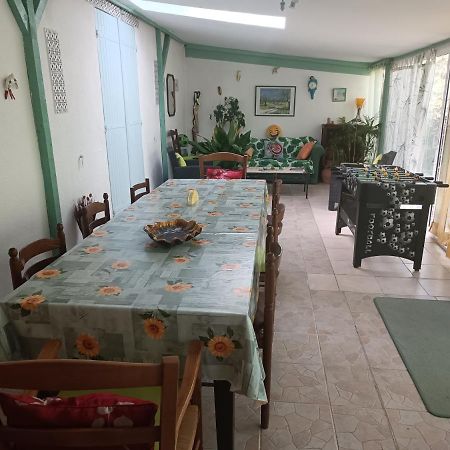 Mas Des Pins Bed and Breakfast Saint-Cyprien  Buitenkant foto